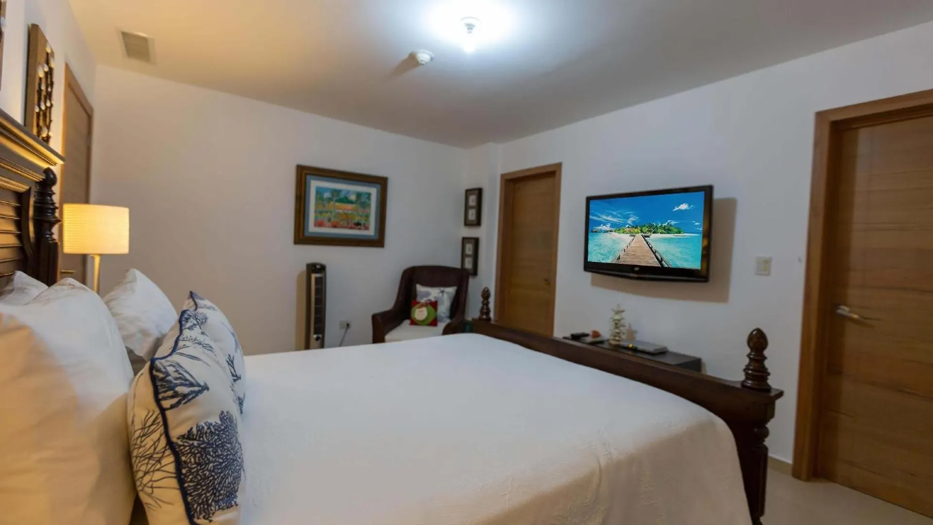 Marbella Juan Dolio Beachfront Daire