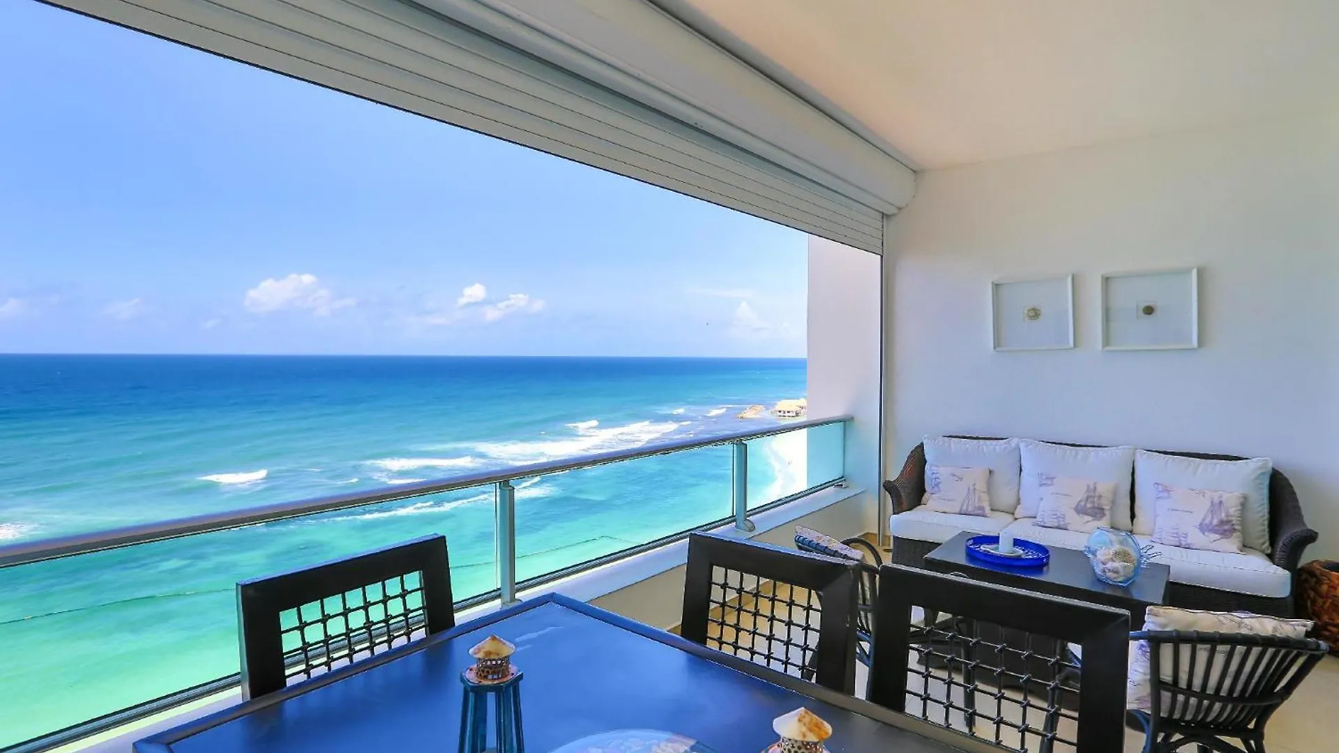 Marbella Juan Dolio Beachfront 0*,